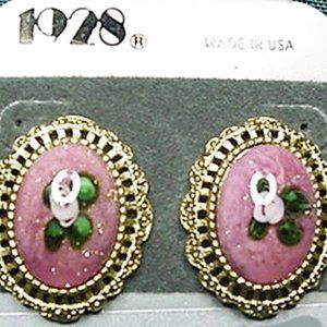 Oval Earrings Speckled Pink with Flower--1928